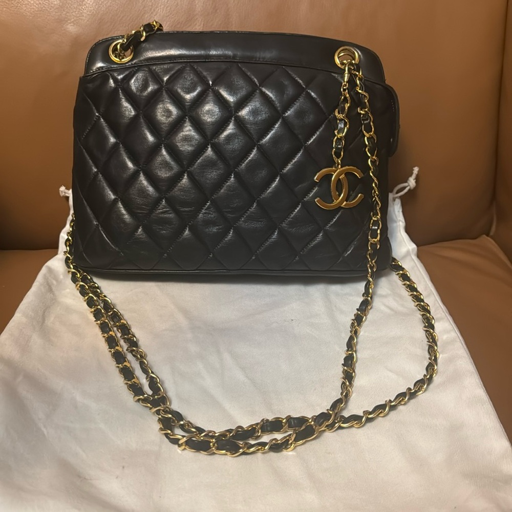 Chanel Matelasse Lamb skin CC Logo